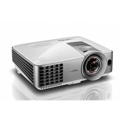 BenQ GP20 Wireless Ultra-Lite LED 700 Lumen Projector